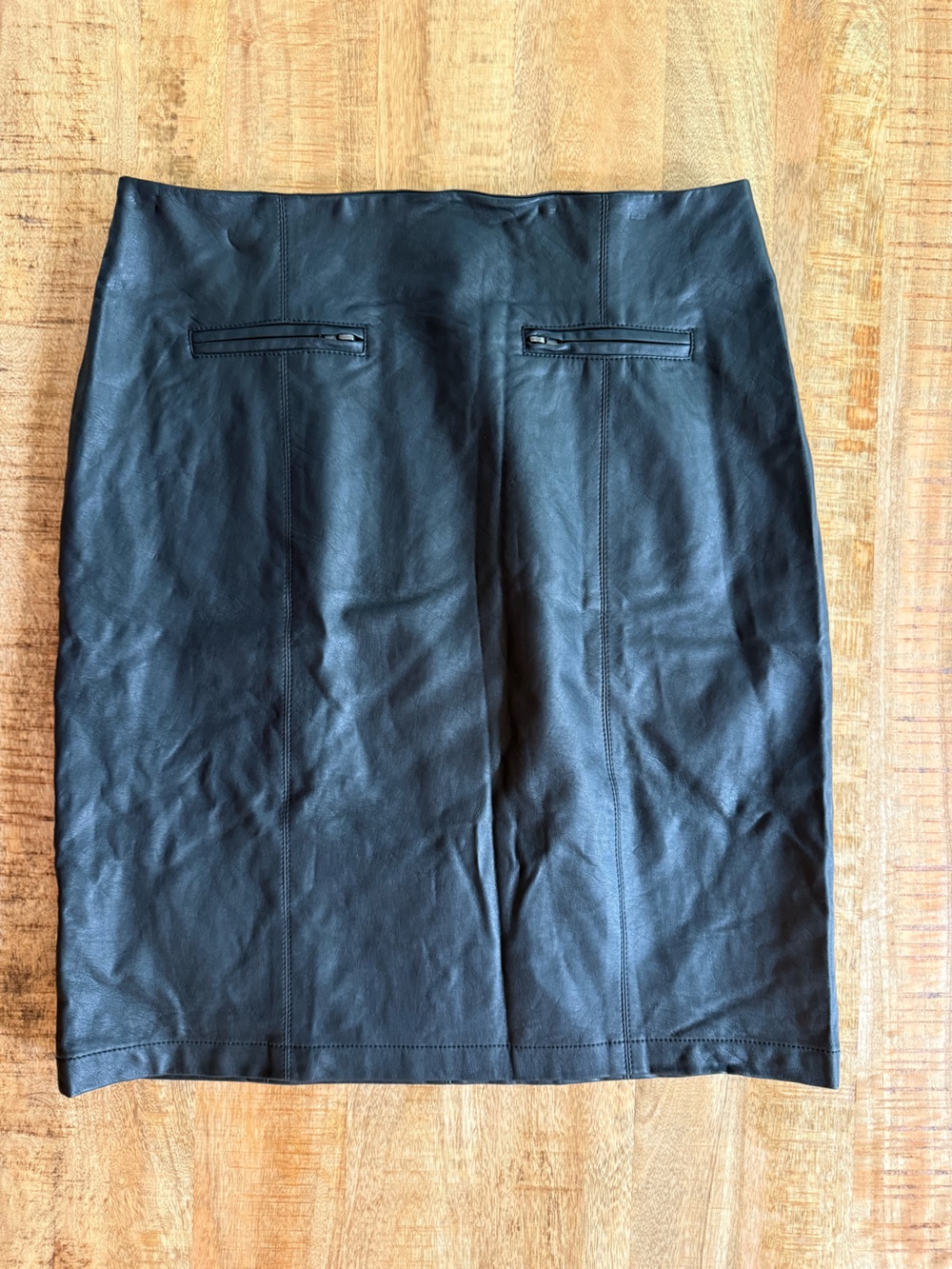 Dennis Basso Black Faux Leather Pencil Skirt Sz 6